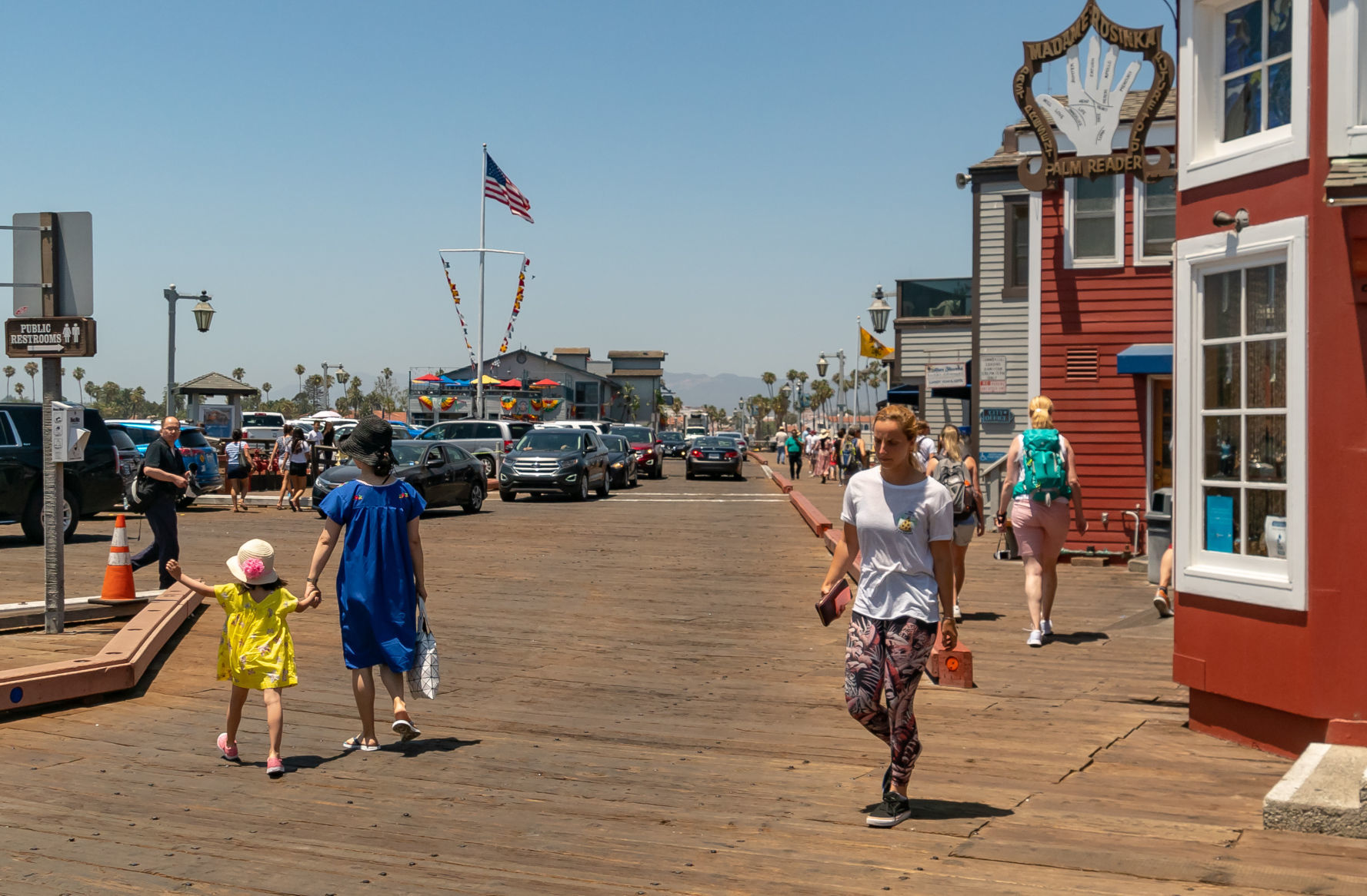 Where's Sparkie? Visiting a wharf